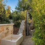 Trulli Alba Di Mare