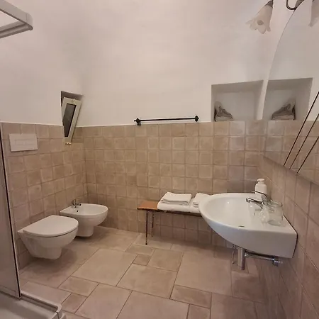 Вилла Panoramic Trulli With Swimming Pool In Монополи