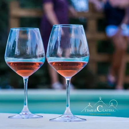 Panoramic Trulli With Swimming Pool In Вилла Монополи