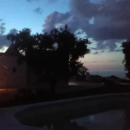 Panoramic Trulli With Swimming Pool In * Monopoli