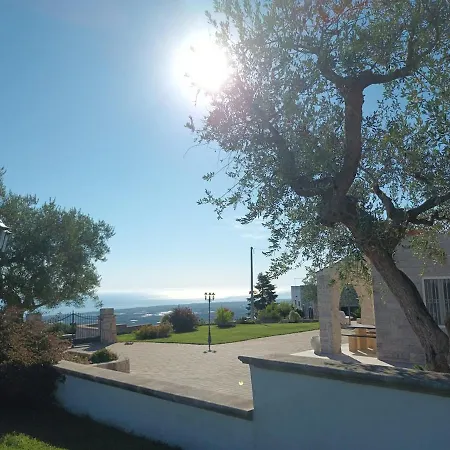 Panoramic Trulli With Swimming Pool In