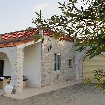 Villa Panoramic Trulli With Swimming Pool In