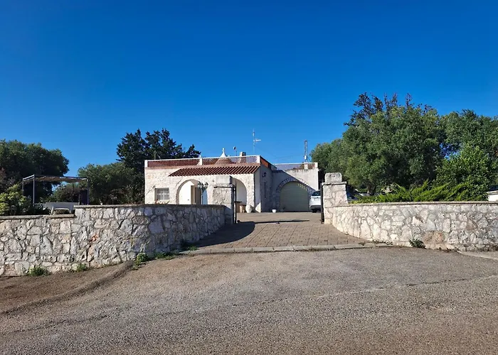 Panoramic Trulli With Swimming Pool In Villa