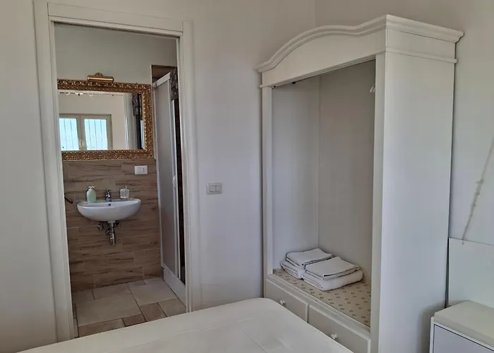 Panoramic Trulli With Swimming Pool In Villa *