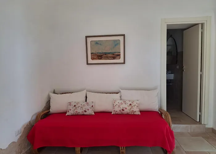 Panoramic Trulli With Swimming Pool In