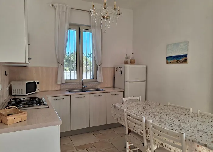 Villa Panoramic Trulli With Swimming Pool In Monopoli